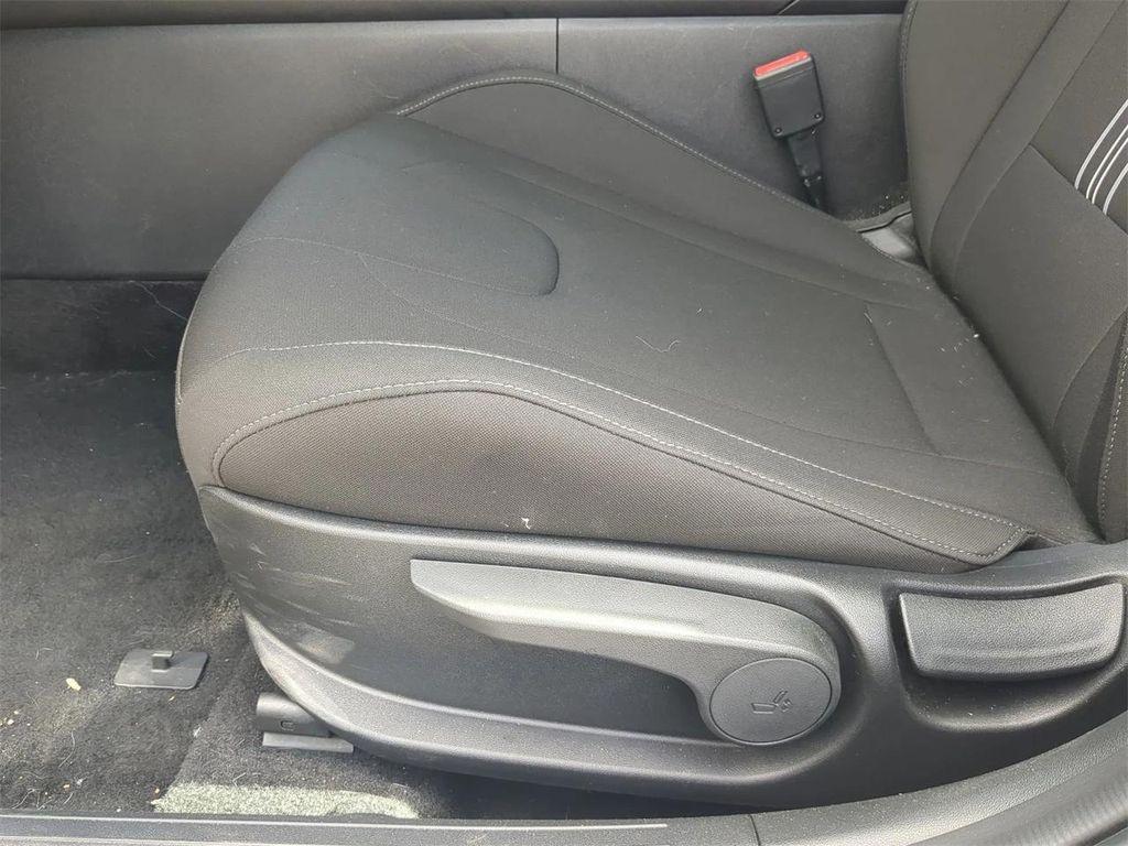 new 2025 Hyundai Elantra car, priced at $21,360