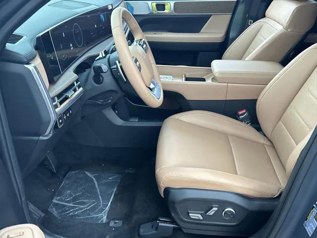 new 2025 Hyundai Santa Fe car, priced at $45,499