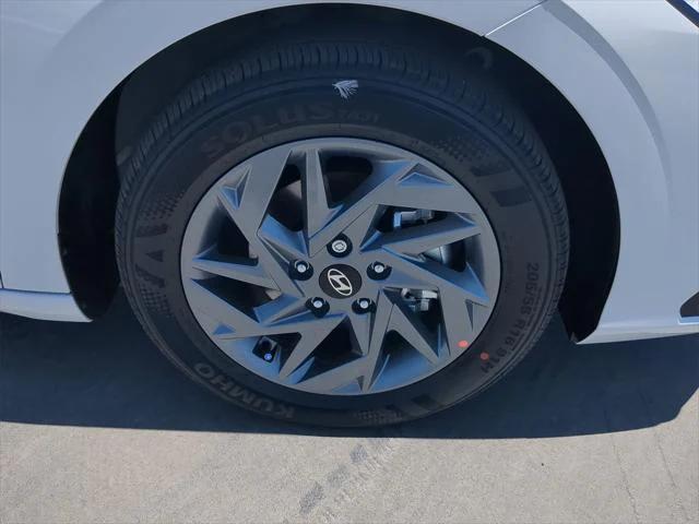 new 2025 Hyundai ELANTRA HEV car, priced at $25,862