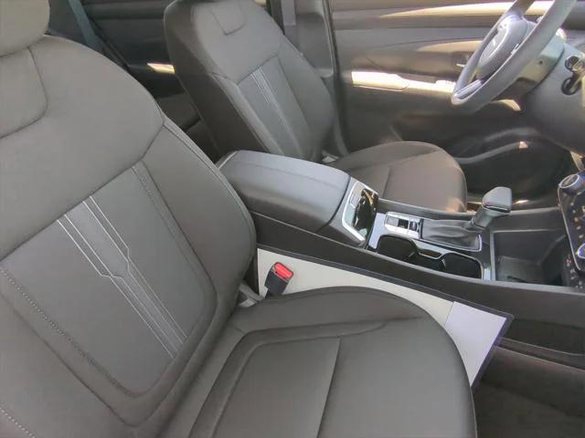 new 2025 Hyundai Tucson car, priced at $30,035