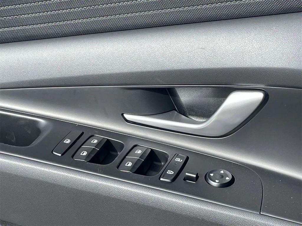 new 2025 Hyundai Elantra car, priced at $21,630