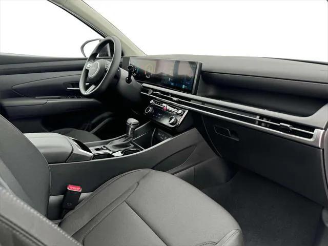 new 2025 Hyundai Tucson car, priced at $30,604