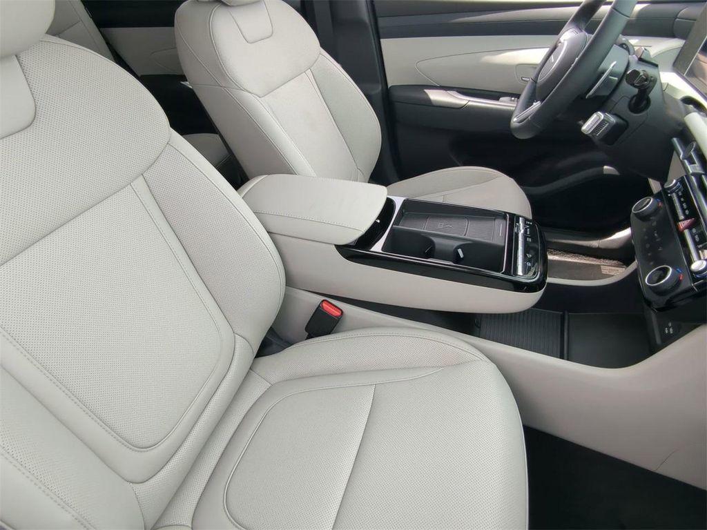 new 2025 Hyundai TUCSON Hybrid car, priced at $34,725