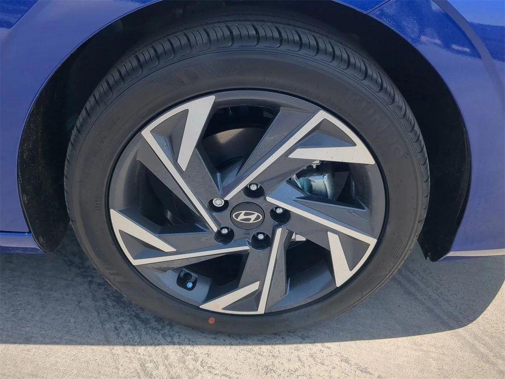new 2025 Hyundai Elantra car, priced at $21,420