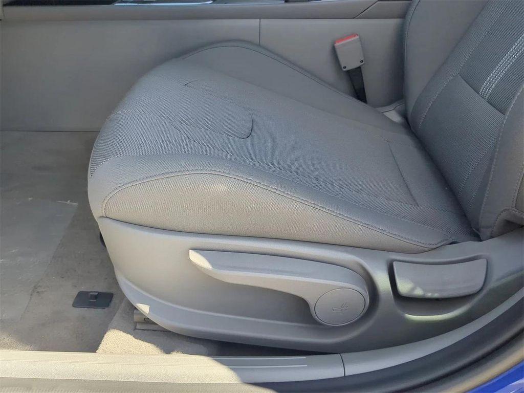 new 2025 Hyundai Elantra car, priced at $21,630
