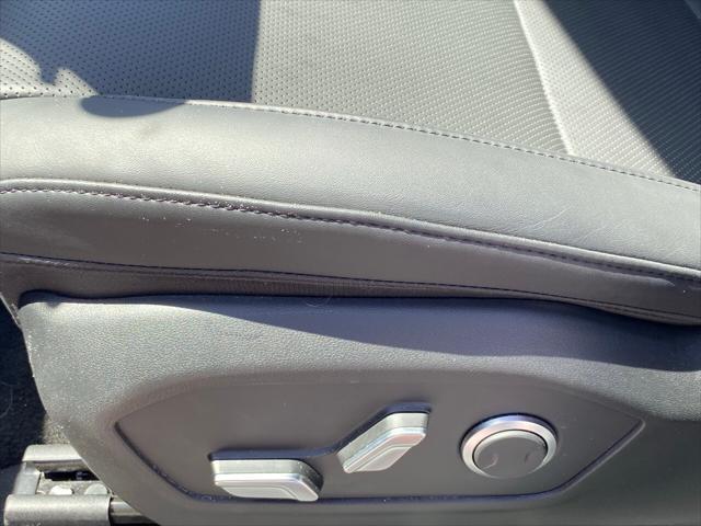 used 2024 Hyundai Santa Fe car, priced at $35,477