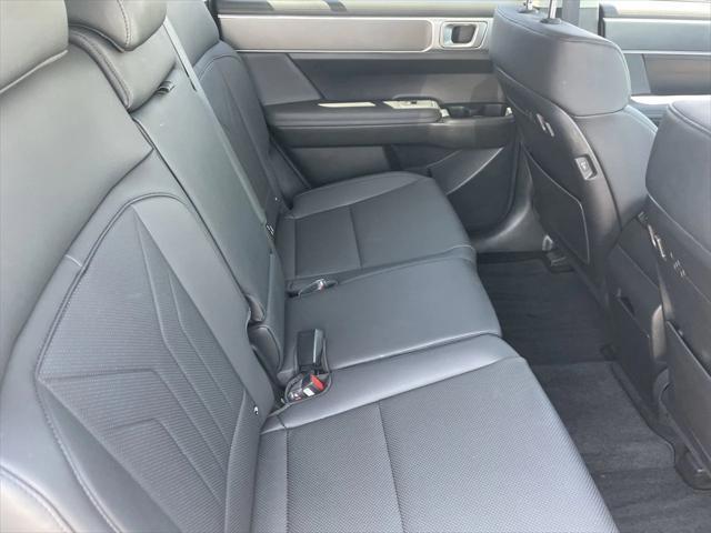 used 2024 Hyundai Santa Fe car, priced at $35,477
