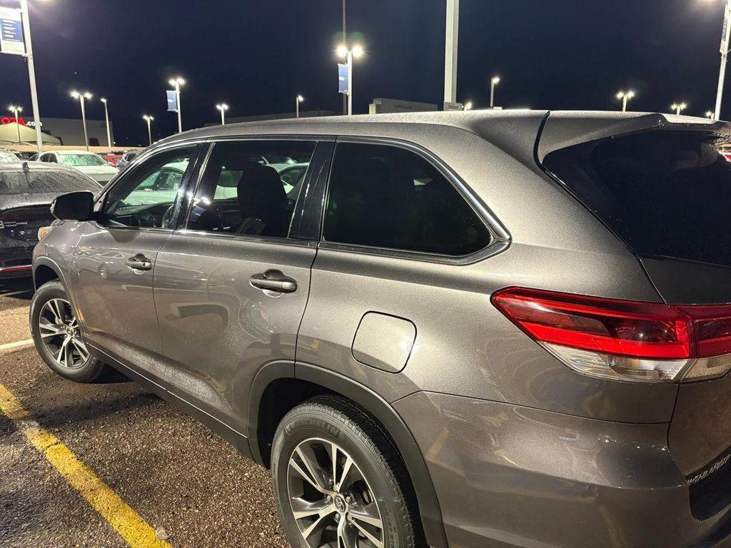 used 2019 Toyota Highlander car, priced at $24,643