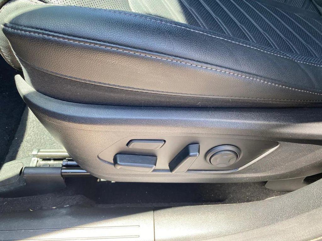 used 2024 Kia Sorento car, priced at $39,657