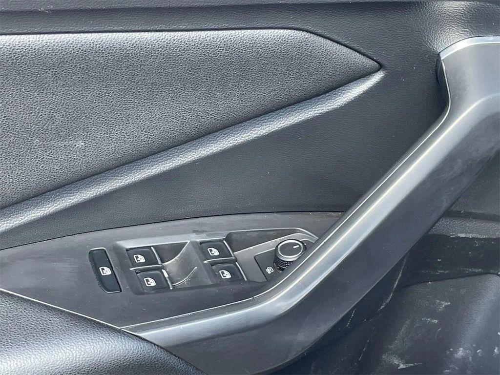used 2021 Volkswagen Jetta car, priced at $15,321