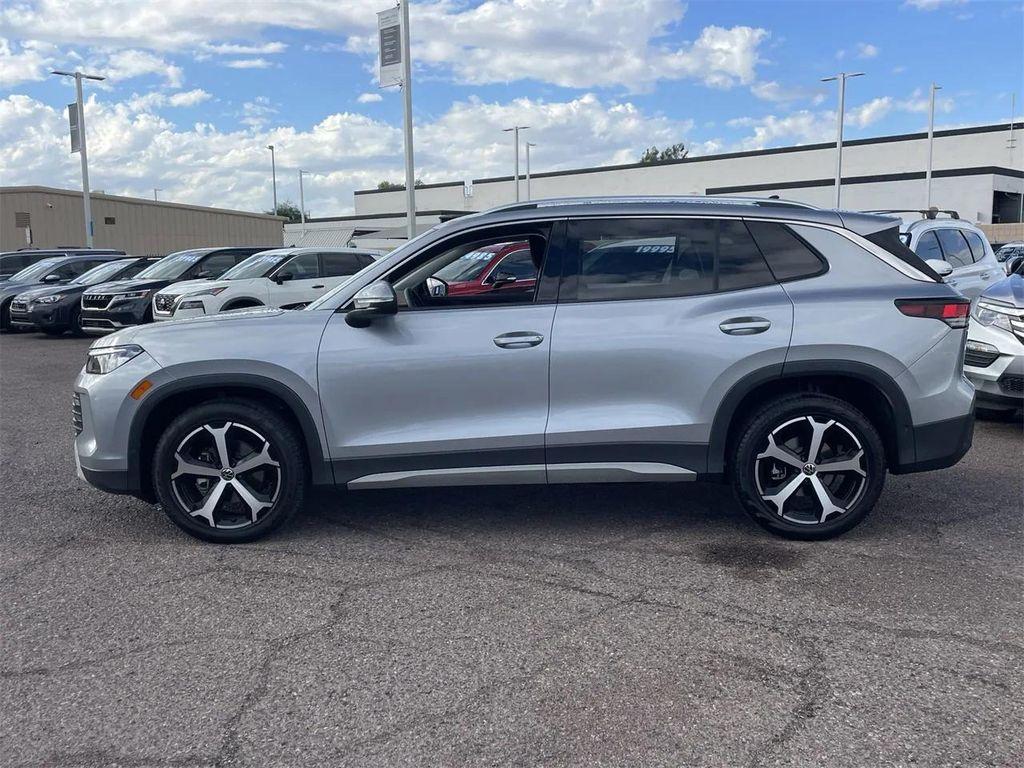 used 2025 Volkswagen Tiguan car, priced at $25,987