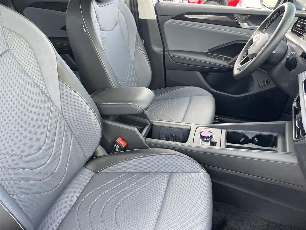 used 2025 Volkswagen Tiguan car, priced at $25,987