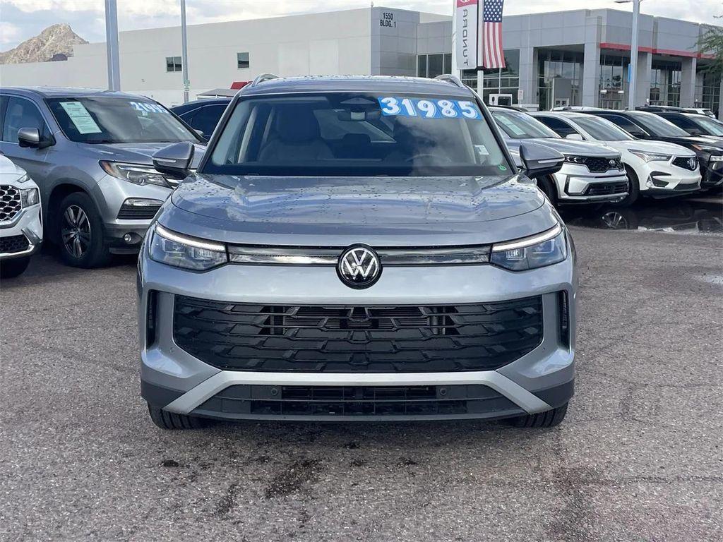 used 2025 Volkswagen Tiguan car, priced at $25,987