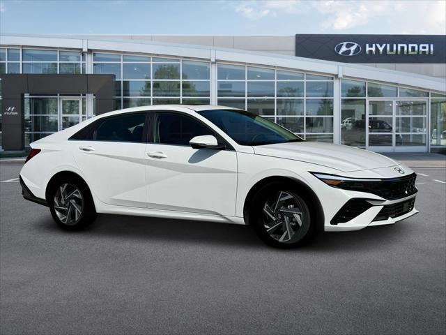 new 2025 Hyundai Elantra car, priced at $31,600