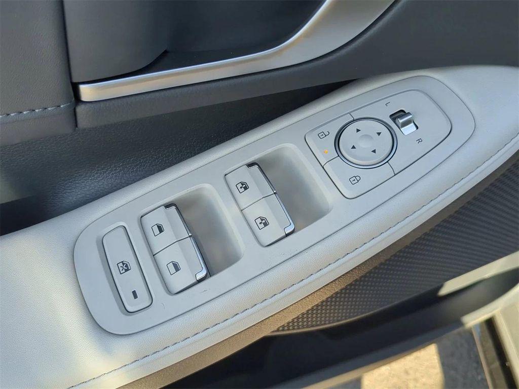 new 2025 Hyundai Sonata Hybrid car, priced at $34,700