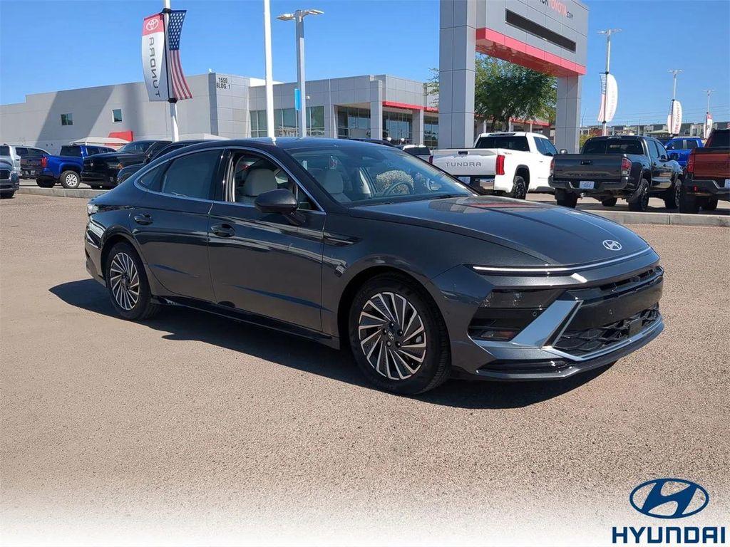 new 2025 Hyundai Sonata Hybrid car, priced at $34,700