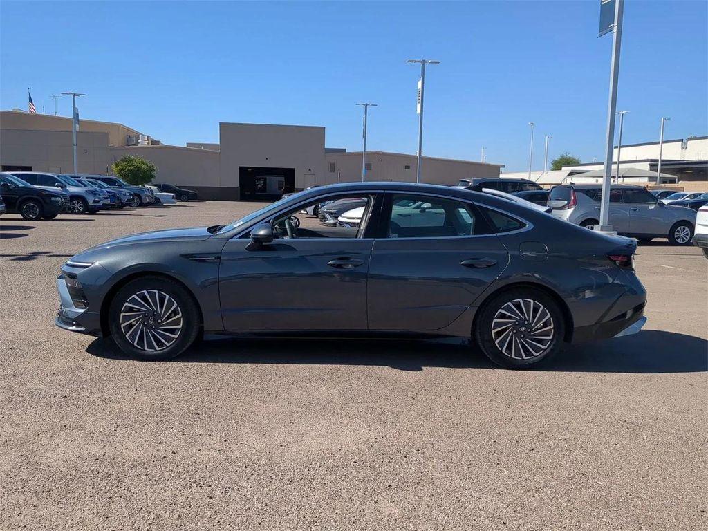 new 2025 Hyundai Sonata Hybrid car, priced at $34,700