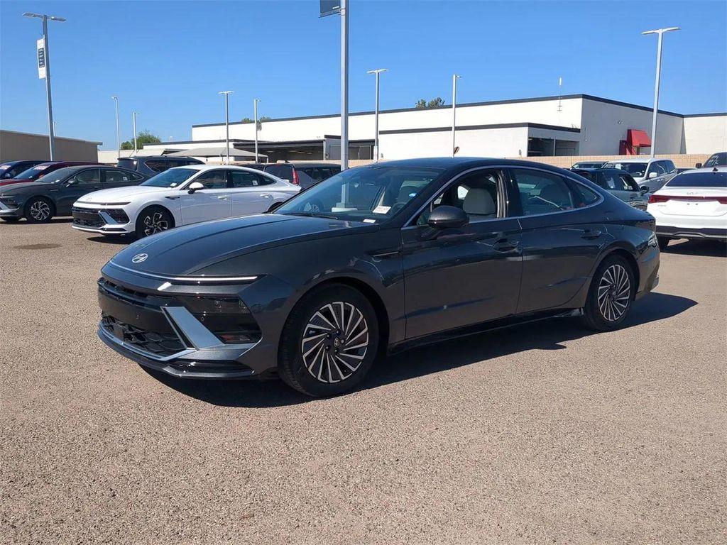 new 2025 Hyundai Sonata Hybrid car, priced at $34,700