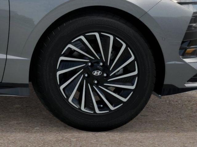 new 2025 Hyundai Sonata Hybrid car, priced at $37,200