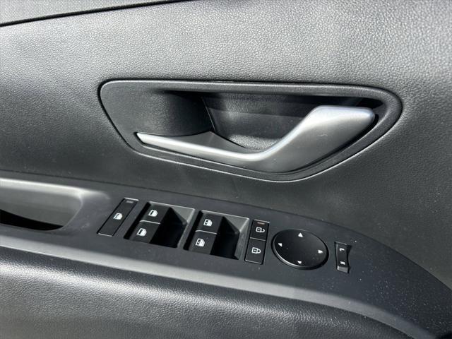 new 2025 Hyundai Tucson car, priced at $32,930