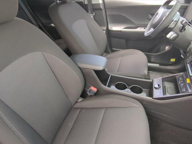 new 2025 Hyundai Kona car, priced at $28,382