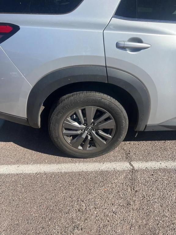 used 2022 Nissan Pathfinder car, priced at $26,995