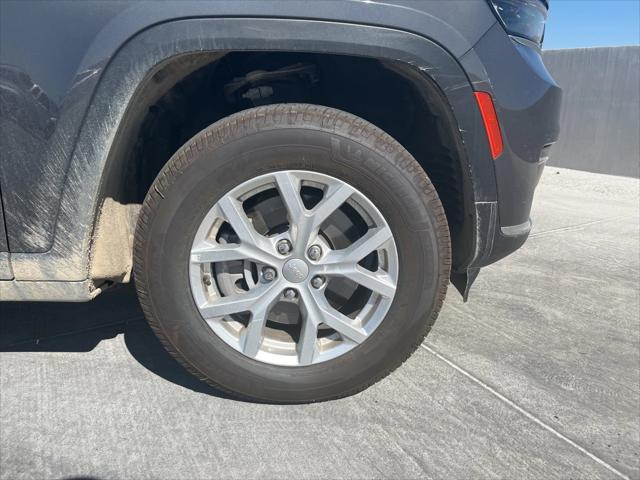 used 2023 Jeep Grand Cherokee L car, priced at $28,977