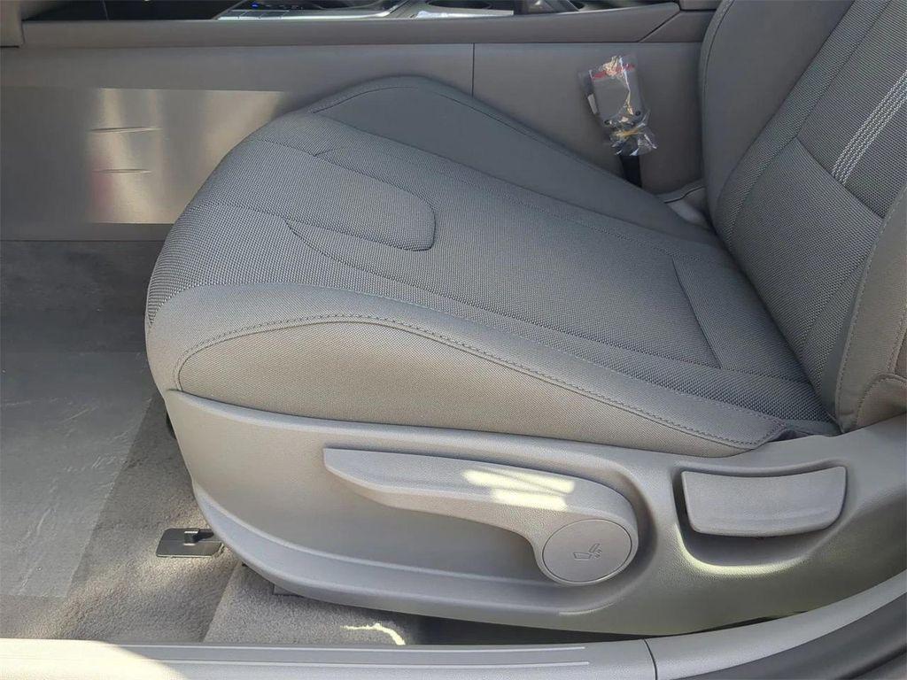new 2025 Hyundai Elantra car, priced at $21,705