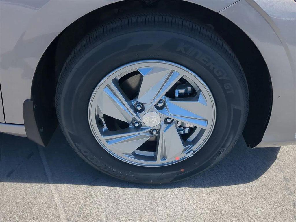 new 2025 Hyundai Elantra car, priced at $21,705