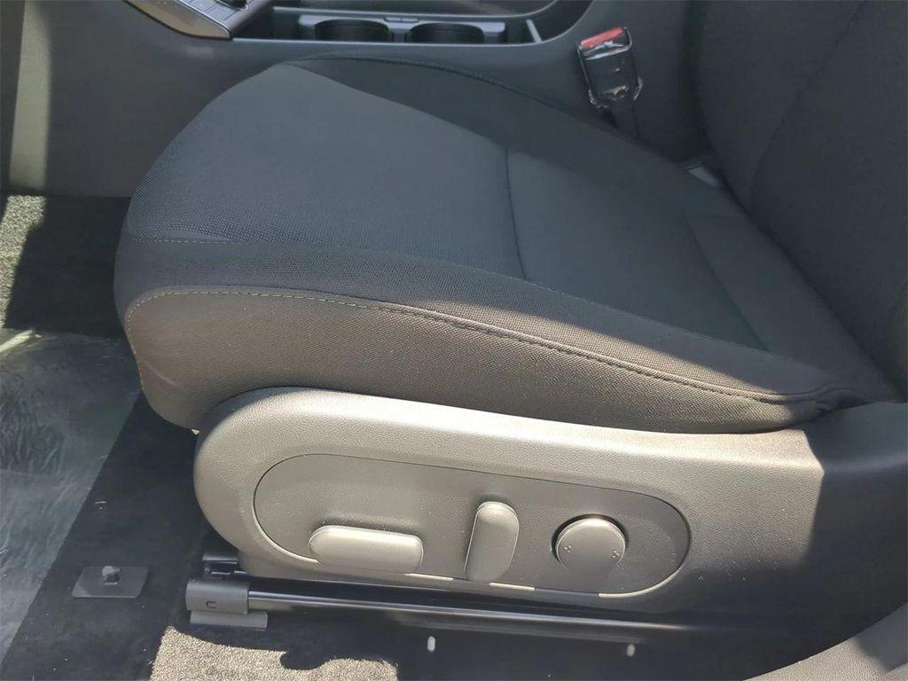 new 2025 Hyundai Kona car, priced at $23,075