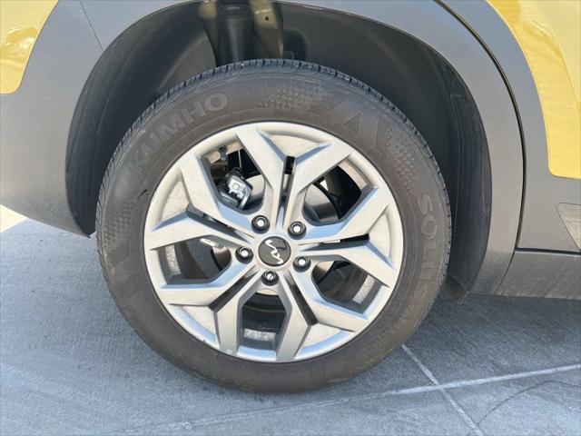 used 2024 Kia Seltos car, priced at $23,477