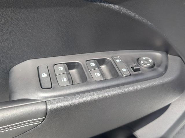 new 2025 Hyundai Venue car, priced at $24,133