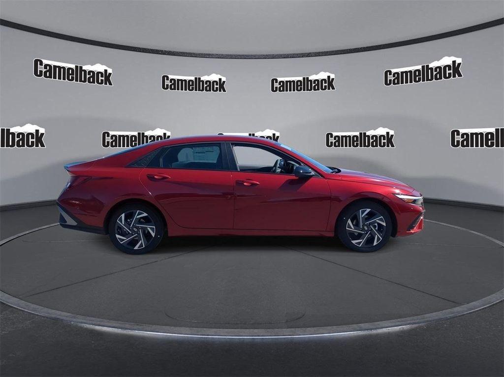 new 2025 Hyundai Elantra car