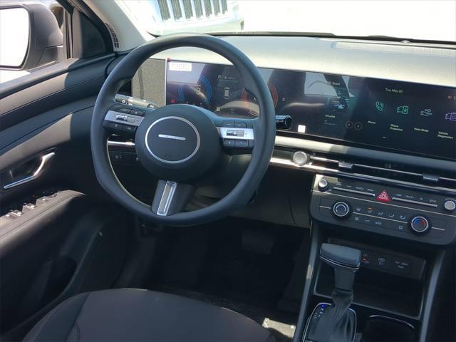 new 2025 Hyundai Tucson car, priced at $28,271
