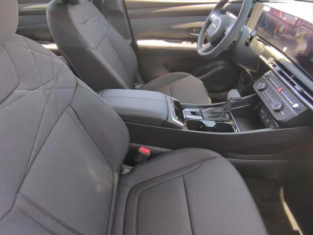 new 2025 Hyundai Tucson car, priced at $28,271