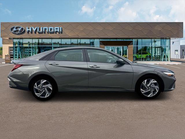 new 2025 Hyundai Elantra car, priced at $23,202