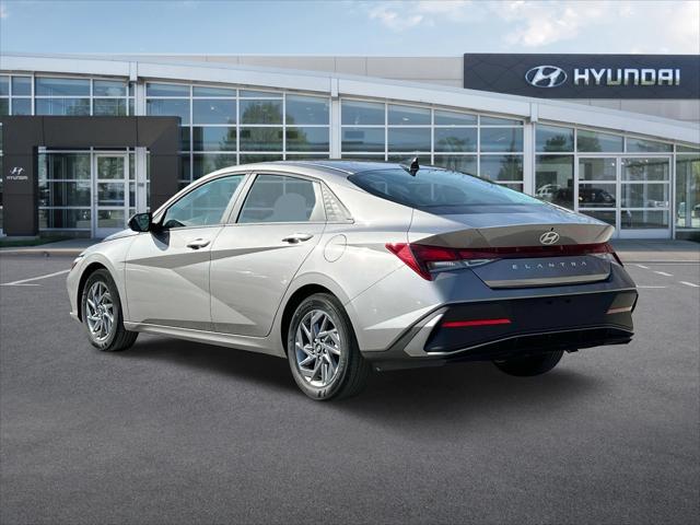 new 2024 Hyundai Elantra car, priced at $24,116