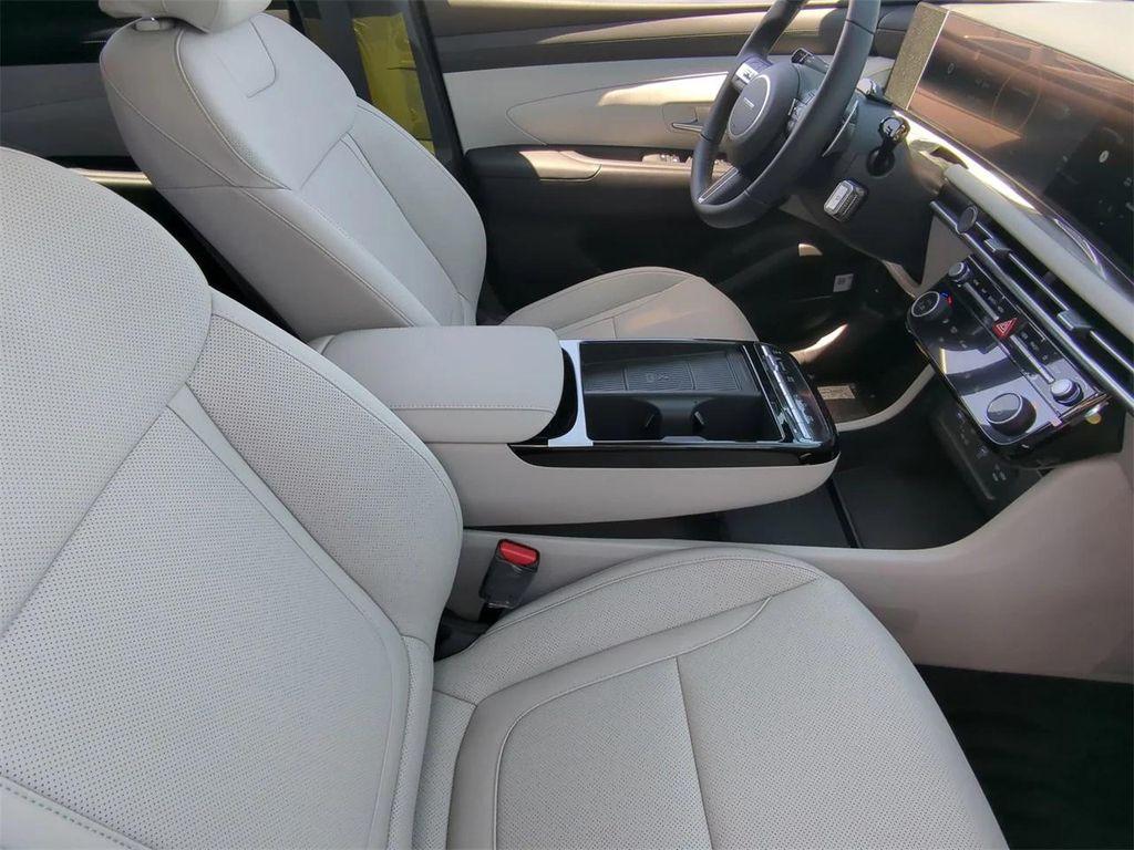 new 2025 Hyundai TUCSON Hybrid car, priced at $32,460