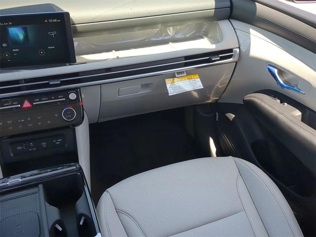 new 2025 Hyundai TUCSON Hybrid car, priced at $32,460