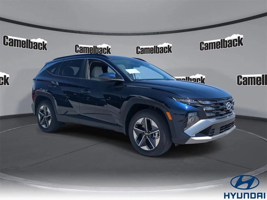 new 2025 Hyundai TUCSON Hybrid car, priced at $32,460