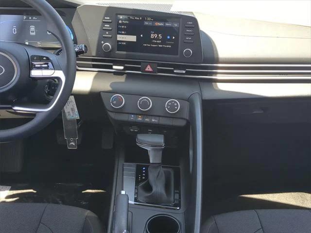 new 2025 Hyundai Elantra car, priced at $22,718