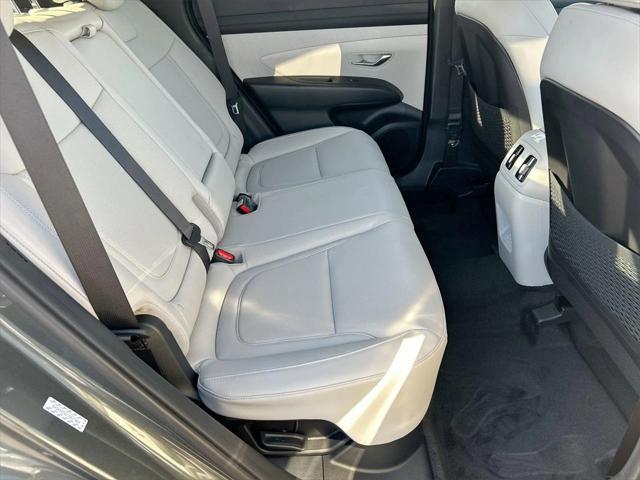 new 2025 Hyundai TUCSON Hybrid car, priced at $35,972