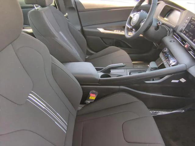 new 2025 Hyundai Elantra car, priced at $23,089