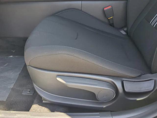 new 2025 Hyundai Elantra car, priced at $23,089