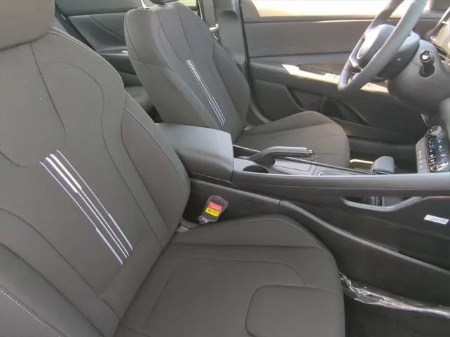 new 2025 Hyundai Elantra car, priced at $23,089