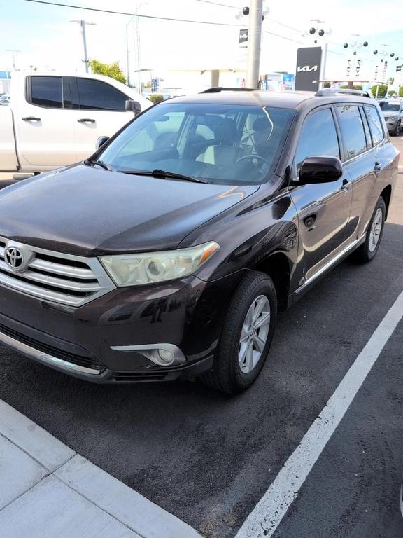used 2011 Toyota Highlander car, priced at $13,553