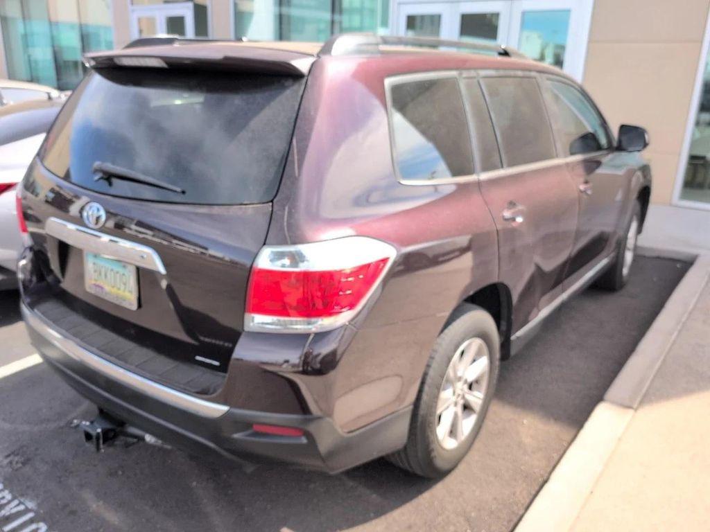 used 2011 Toyota Highlander car, priced at $13,553