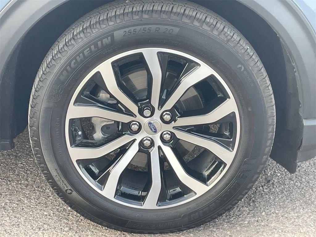 used 2025 Ford Explorer car, priced at $39,995