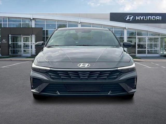 new 2025 Hyundai Elantra car, priced at $23,202