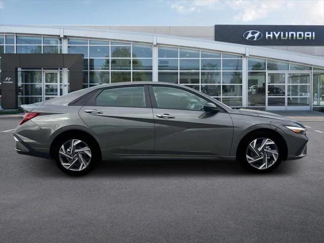 new 2025 Hyundai Elantra car, priced at $23,202